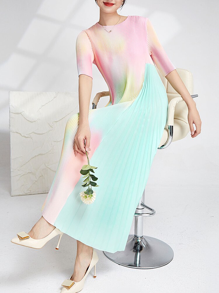 Gradient Patchwork Pleated Dress For Women O-neck Half Sleeves Irregular Dresses Female Clothes