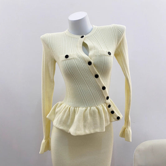 Elegant Knit Dress for Women with Ruffled Long Sleeves and Round Neck