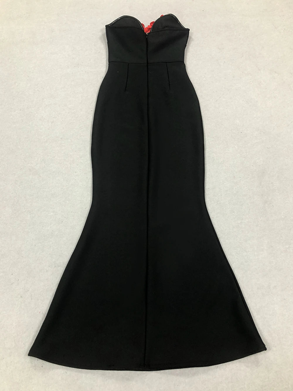 Sexy and elegant tube top long evening dress with flower chains