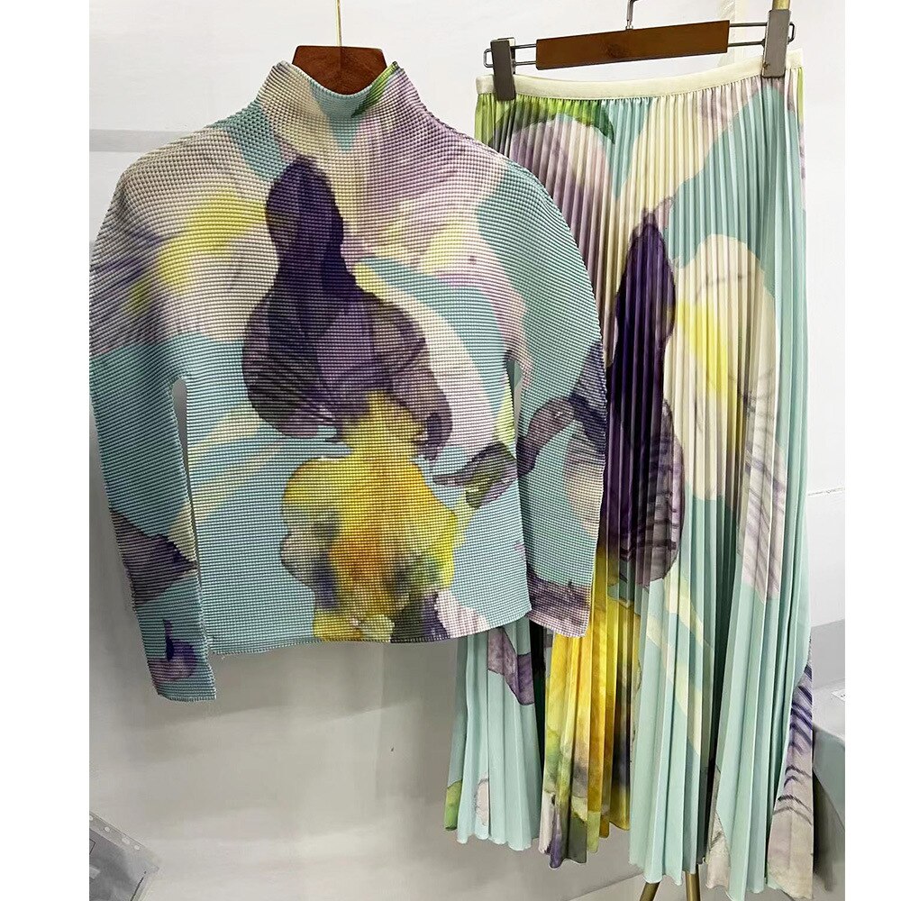 Long Halfskirt Set Women's Fashion Women's Spring New Long Sleeve Pleated T-shirt Pleated Skirt Two Piece Set
