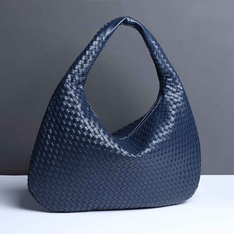Crescent shaped women's bag hand woven hand-held dumpling bag fashionable single shoulder armpit bag