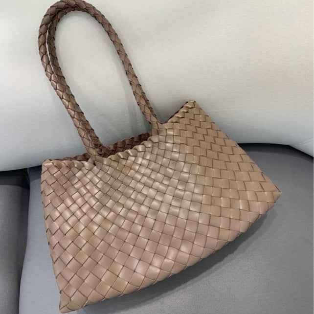 Trendy Retro Large Capacity Handbag Pure Handmade Woven Maternity Bag Commuter Shoulder Tote Bag