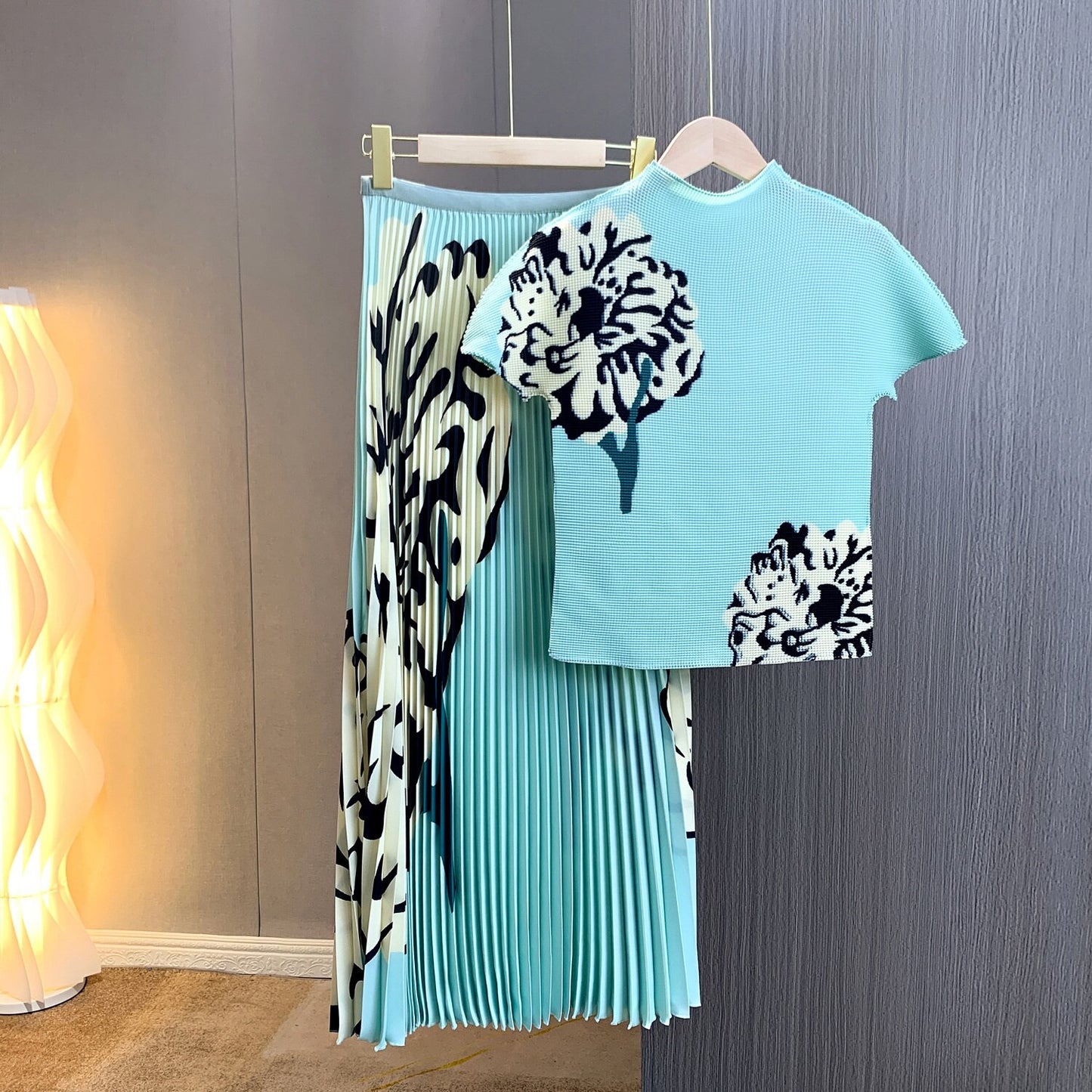 Cause Pleated T-shirt Round Neck Short Printed Flower Tops High Waist Fold Fashion Skirts  Summer - CIANARA