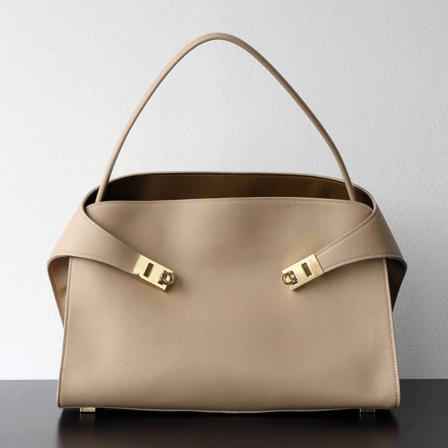 Luxury Genuine Leather Tote Bag for Women, Large Capacity, Top-Grain Cowhide, Handheld Shoulder Bag, HUG Style