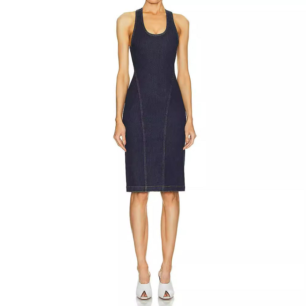Backless slim fit denim dress for women in summer, with a sense of high-end design and spicy girl temperament skirt
