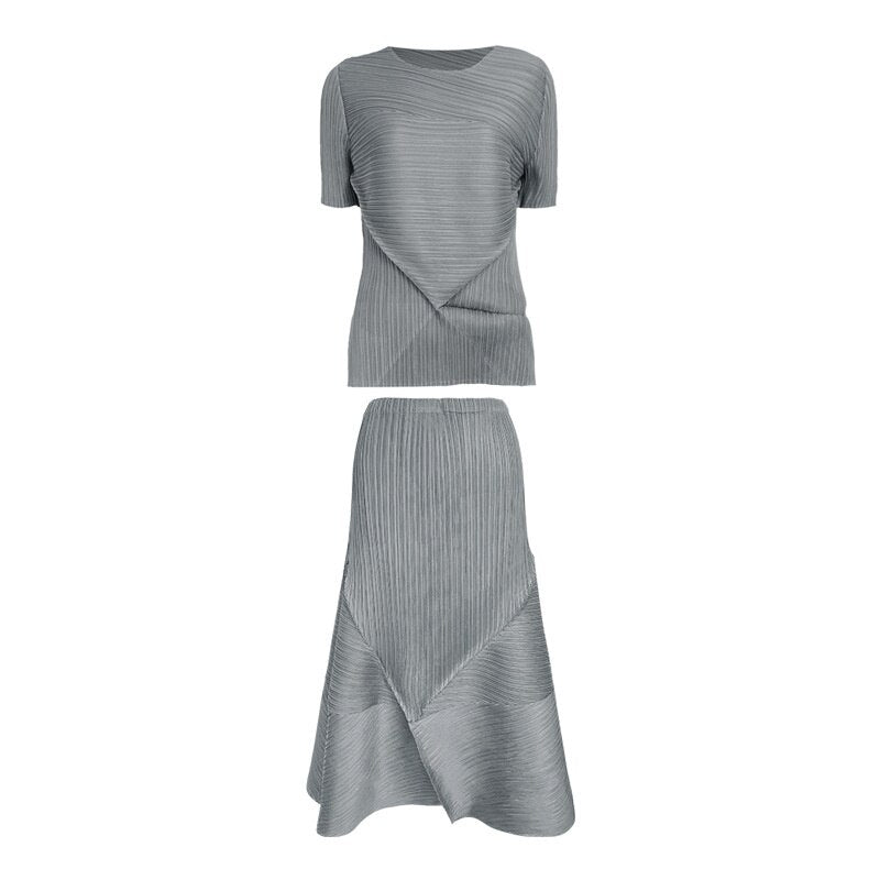 Pleated 2 Pieces Set Women Short Sleeve Top + Elastic Waist A Line Loose Sklirt Casual Female Folds  Spring New