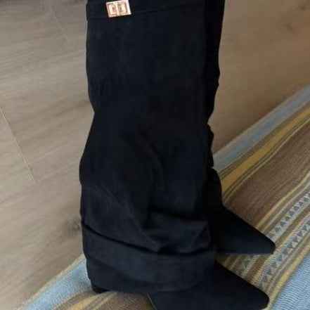 Boots with pointed toes large tube circumference straight tube metal buckle medium length tube thick heel women's boots