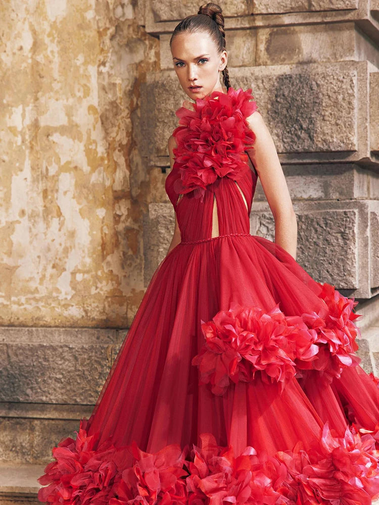 Elegant red celebrity party dress for women by eprolo, sleeveless long gown with a diagonal collar, perfect for Christmas and New Year events.