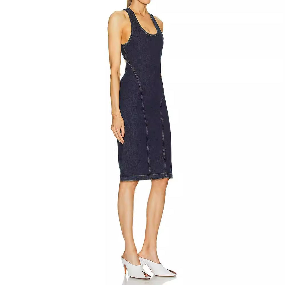 Backless slim fit denim dress for women in summer, with a sense of high-end design and spicy girl temperament skirt