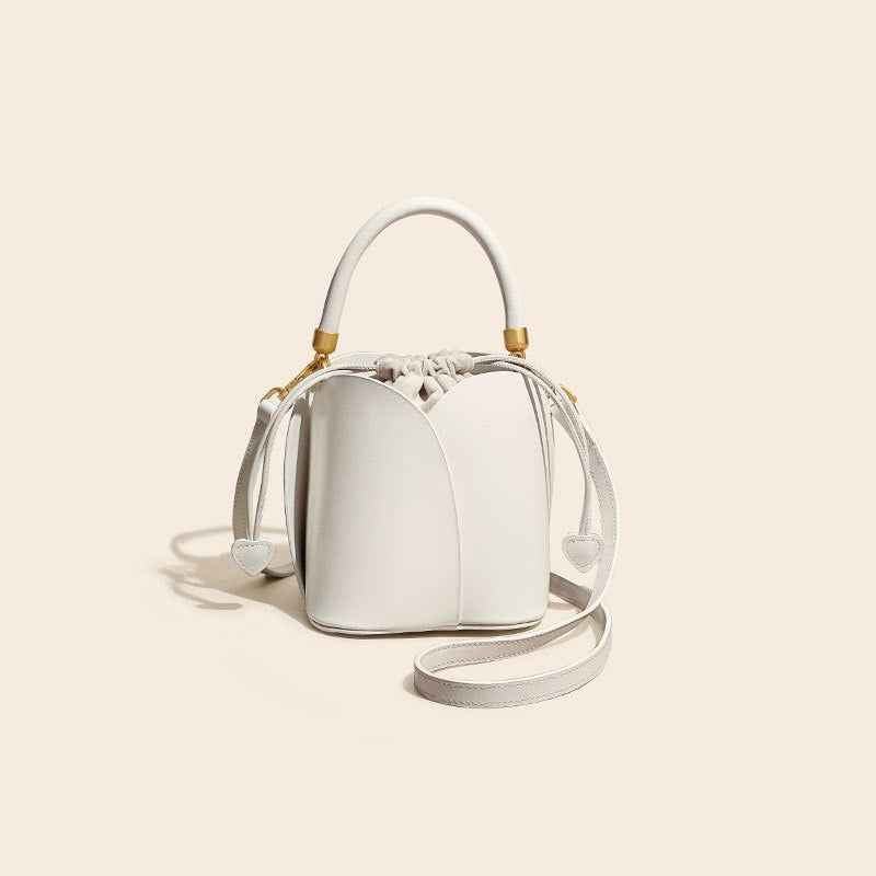 Bucket bag women summer new all match one shoulder Messenger small bag niche design leather handbag