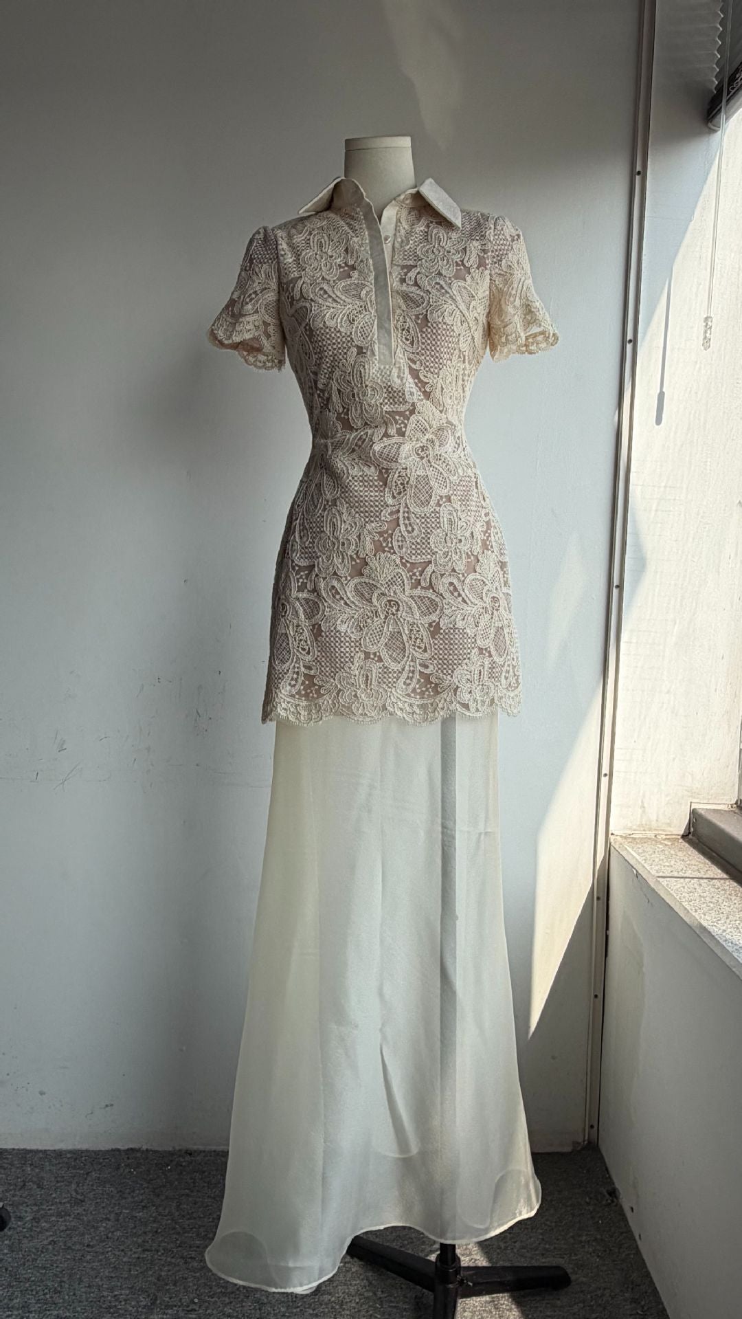 Fitted Waist Slimming Turn-down Collar Hollow Short Sleeve Lace Mid-length Mermaid Dress