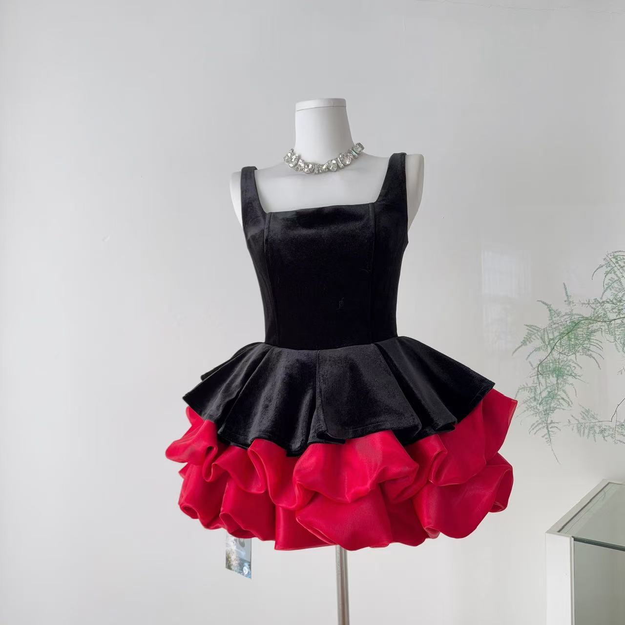 French Vintage Audrey Hepburn StyleStrapless Dress for Women, Summer Elegant Chic Luxe Ladylike Puff Skirt Dress