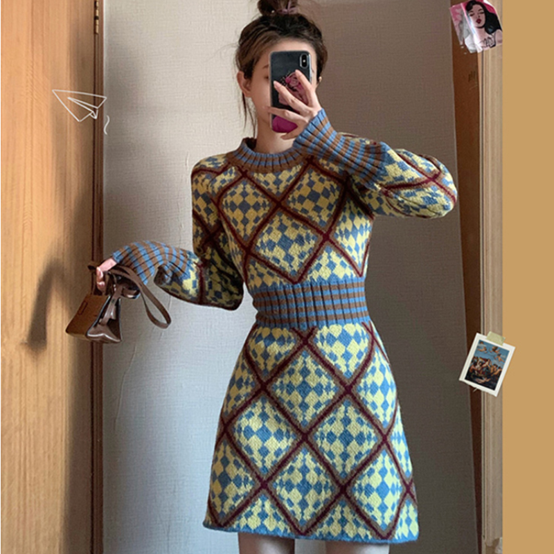New Women's Waist and Thin Temperament Bottoming with New Year's Thick Sweater Skirt Knitted Dress Autumn and Winter O-Neck