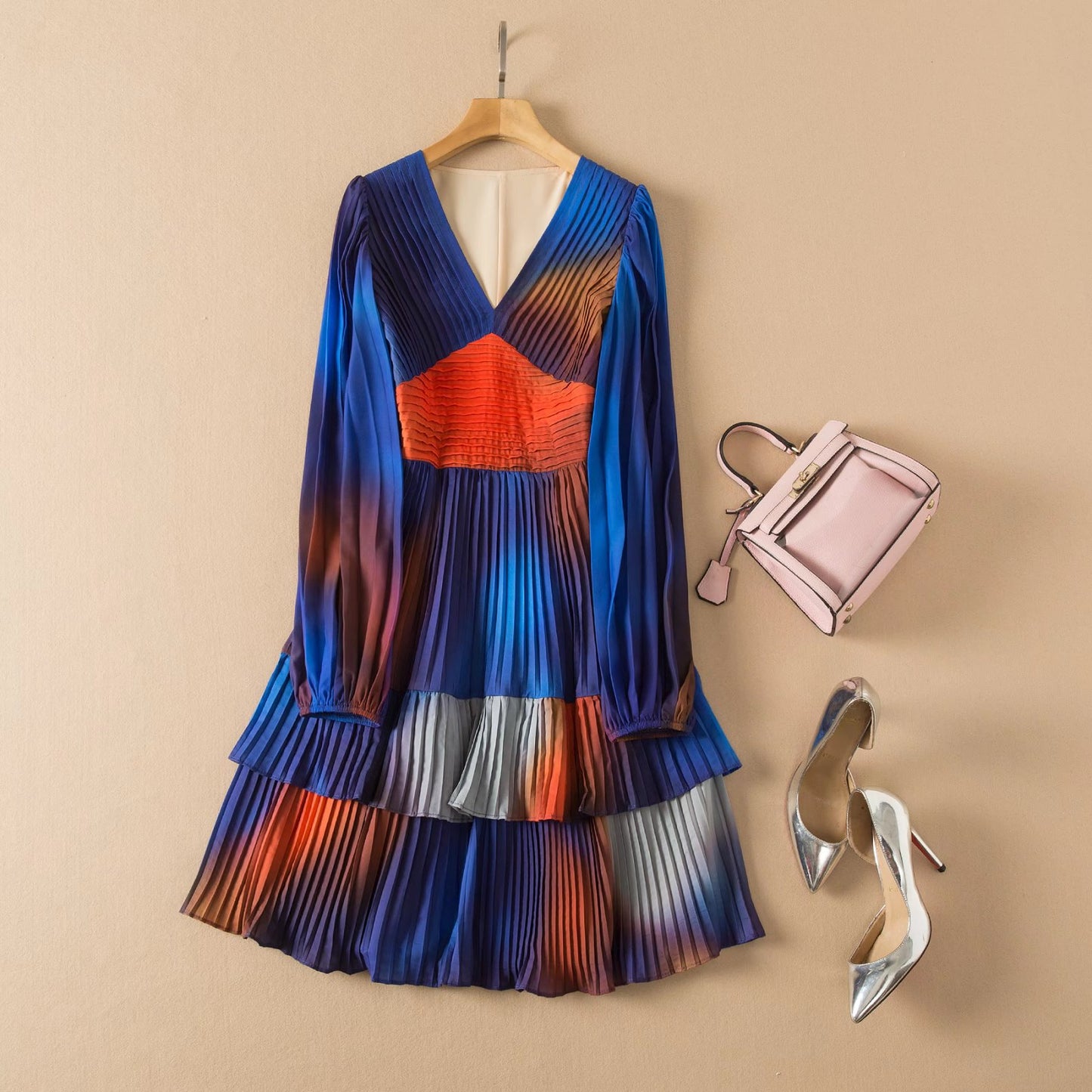 Women's Skirts V-Neck Pleated Gradient Print Long Sleeve Ruffle Dress