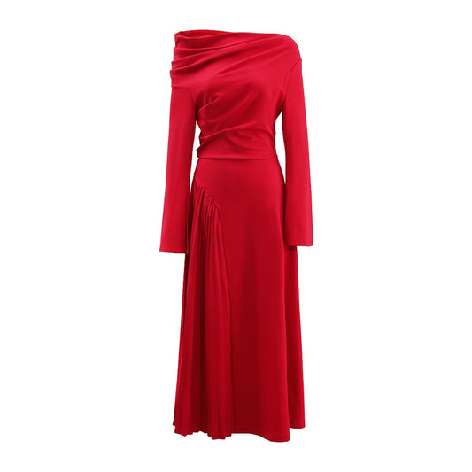 Vietnamese niche high-end stacked off shoulder dress women's autumn new collection waist cinching and slimming flared sleeves pleated long skirt