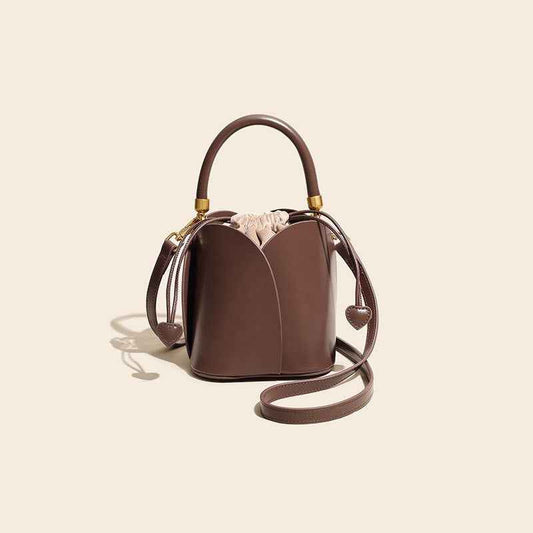 Bucket bag women summer new all match one shoulder Messenger small bag niche design leather handbag