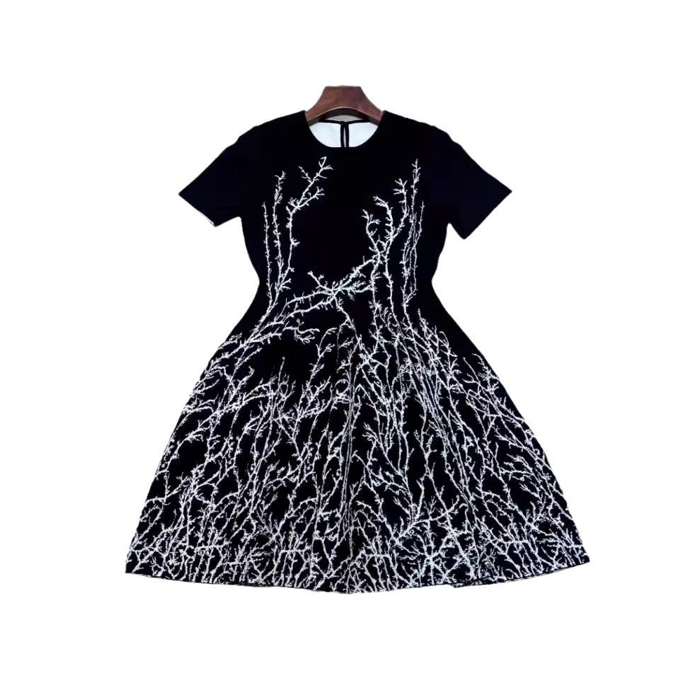 French style high-quality light mature temperament positioning Jacquard woven round neck short sleeved mini high elasticity knitted dress