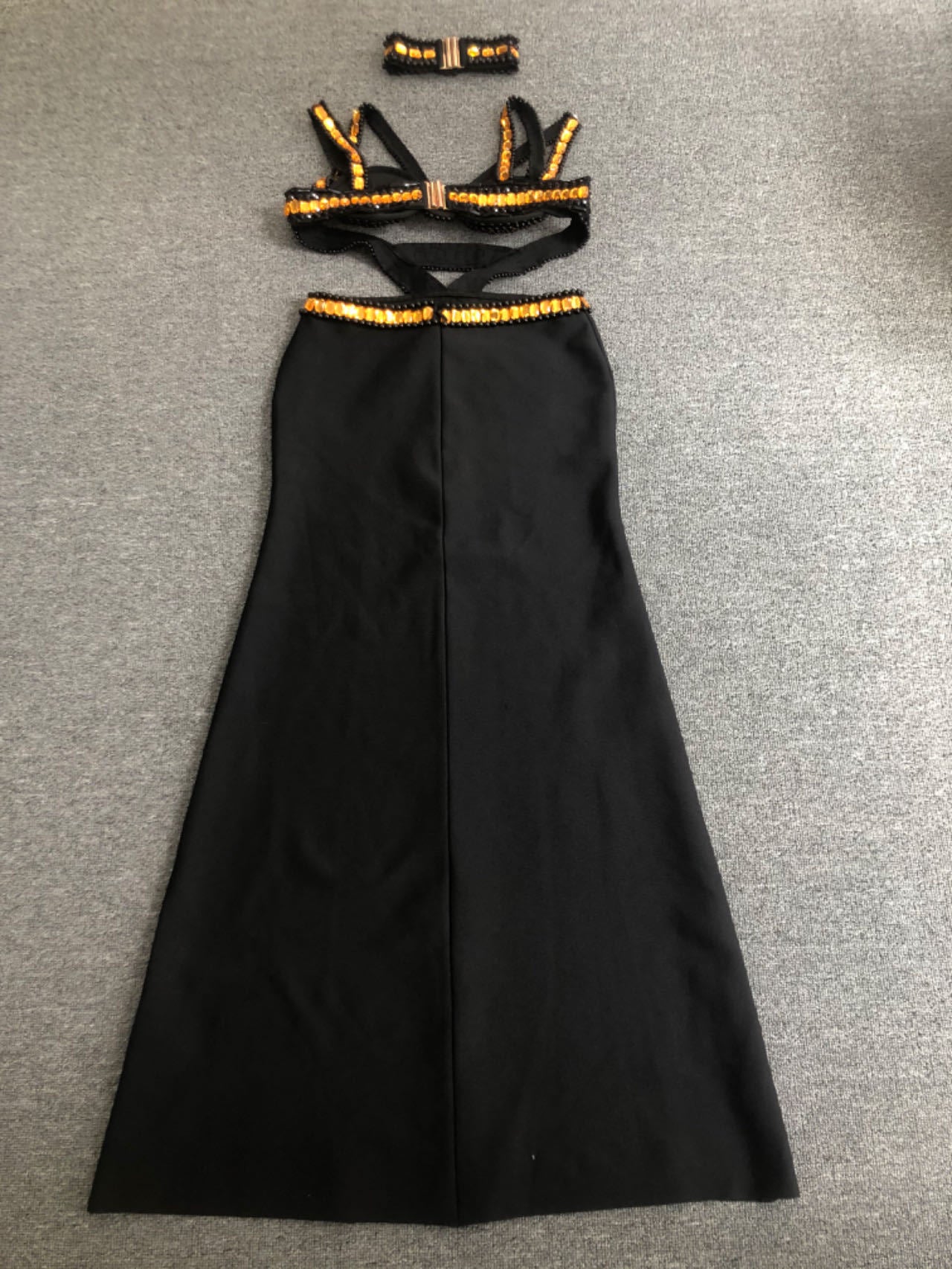 Black gold bandage dress with hollowed out suspender and backless cocktail dress