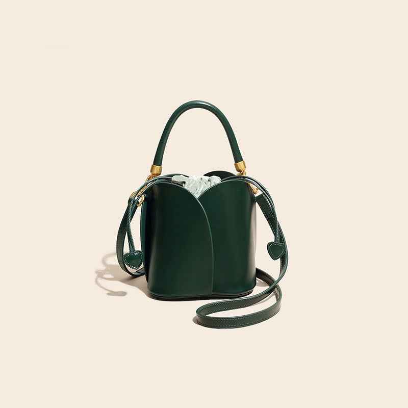 Bucket bag women summer new all match one shoulder Messenger small bag niche design leather handbag