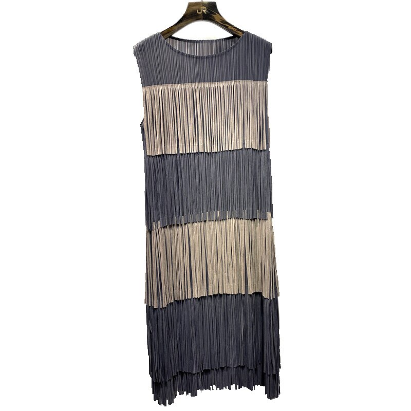 Woman Pleated Dress Hit Color Tassel Multi-layer Round Collar Sleeveless Loose Casual Style