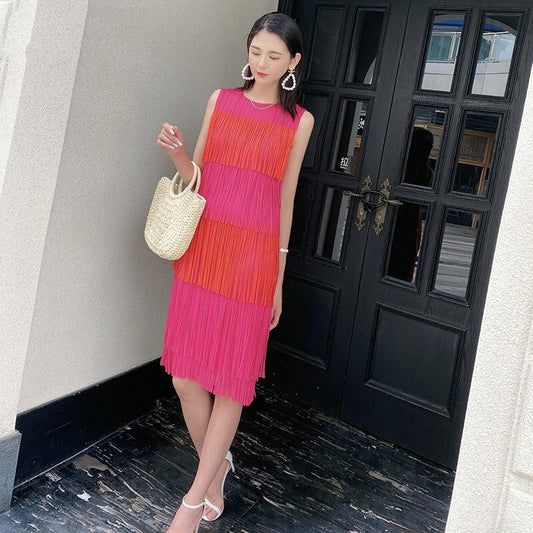 Woman Pleated Dress Hit Color Tassel Multi-layer Round Collar Sleeveless Loose Casual Style